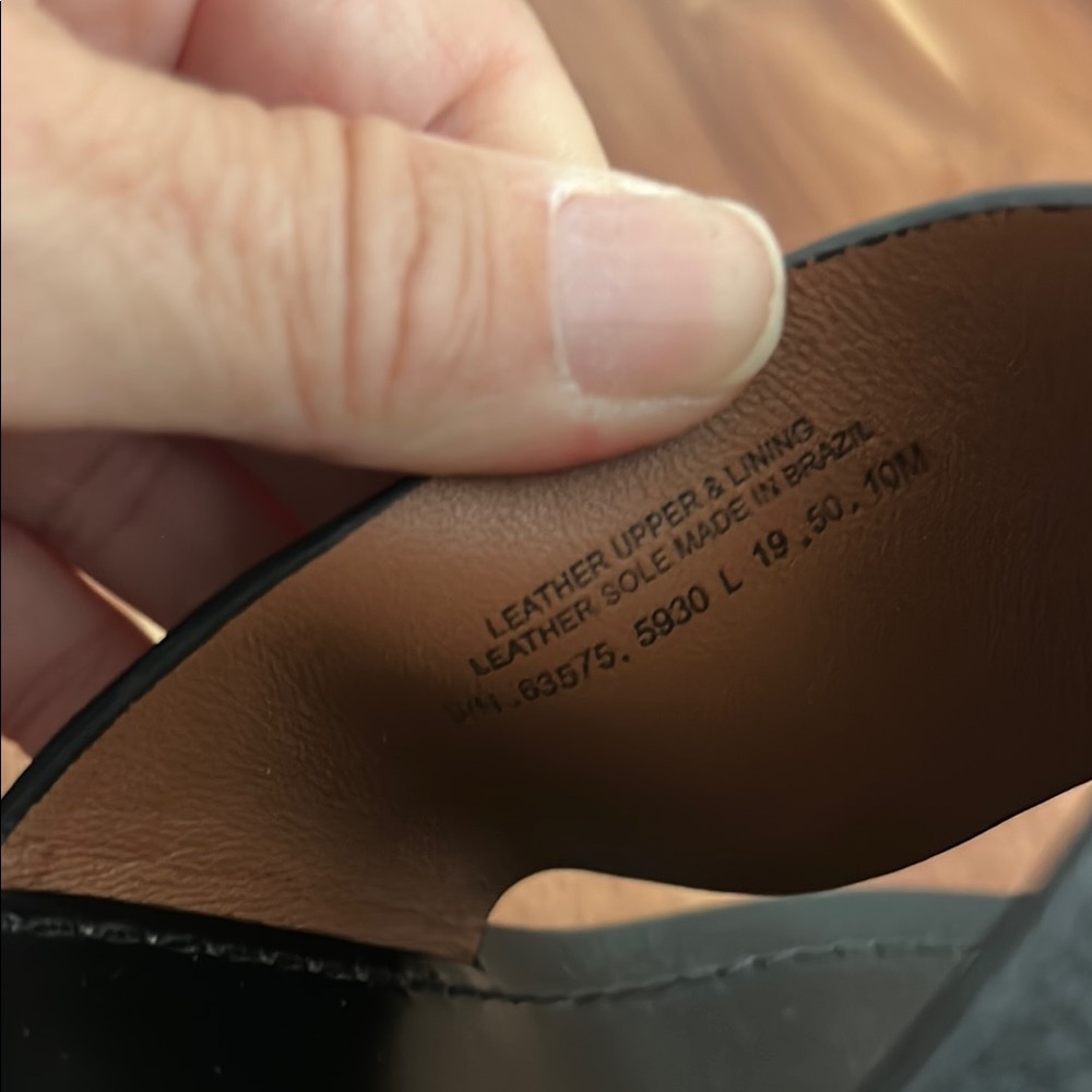 Tory Burch Black Sandals with Gold Accents - Picture 7 of 8